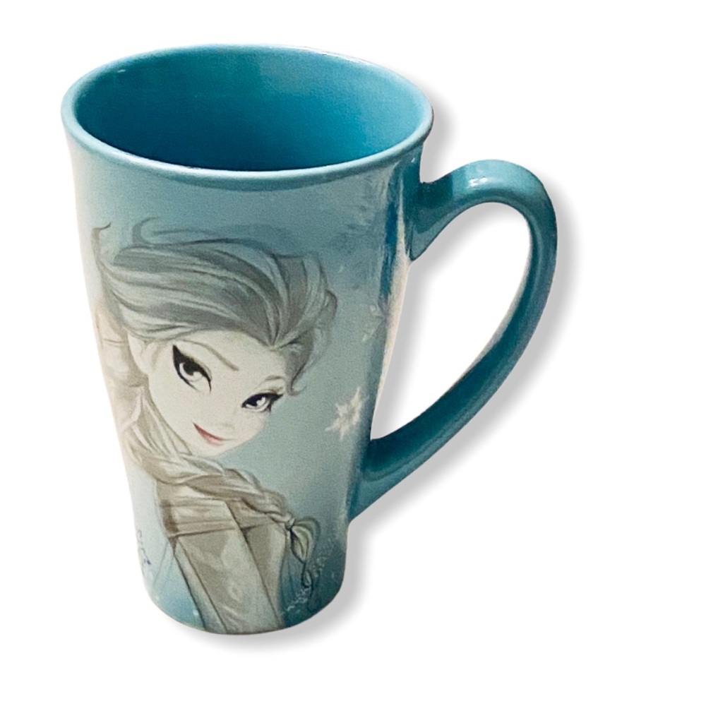 Blue Elsa Mug Snowflakes NWOT Teal Blue